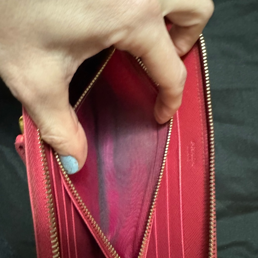 Prada Pink Wallet - Picture 6 of 6